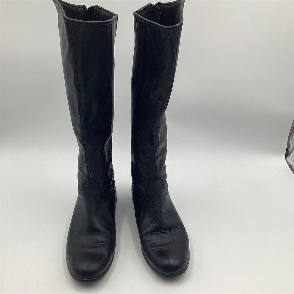 Ciao Bella Women's Black Knee High Leather Boots‎ Size 8.5 Casual Zip